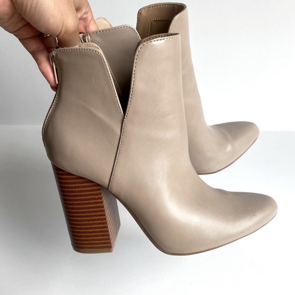 Express Cream Heel Booties, Size 7, Womens